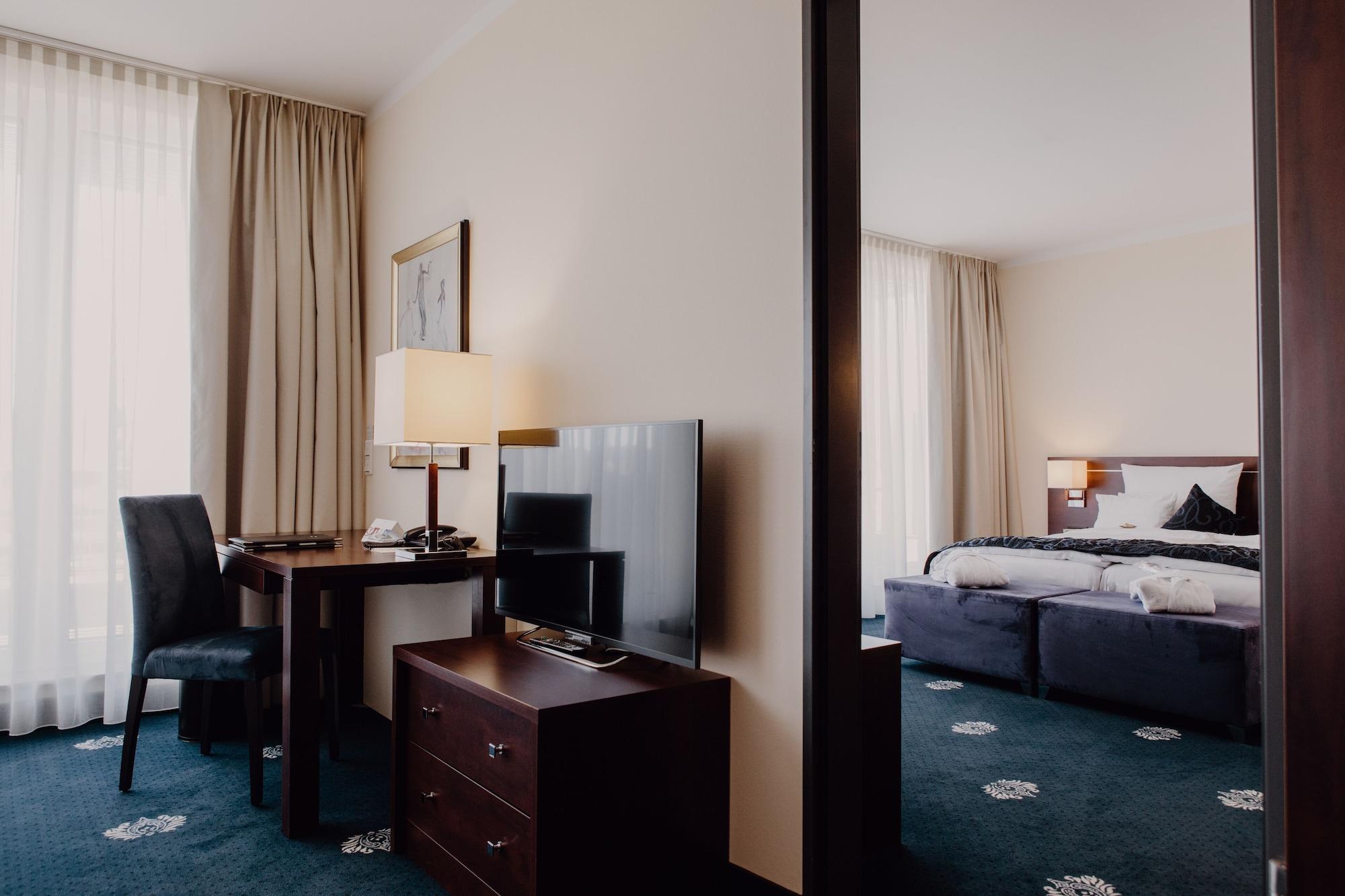 Hotel Vier Jahreszeiten Στάρνμπεργκ Εξωτερικό φωτογραφία