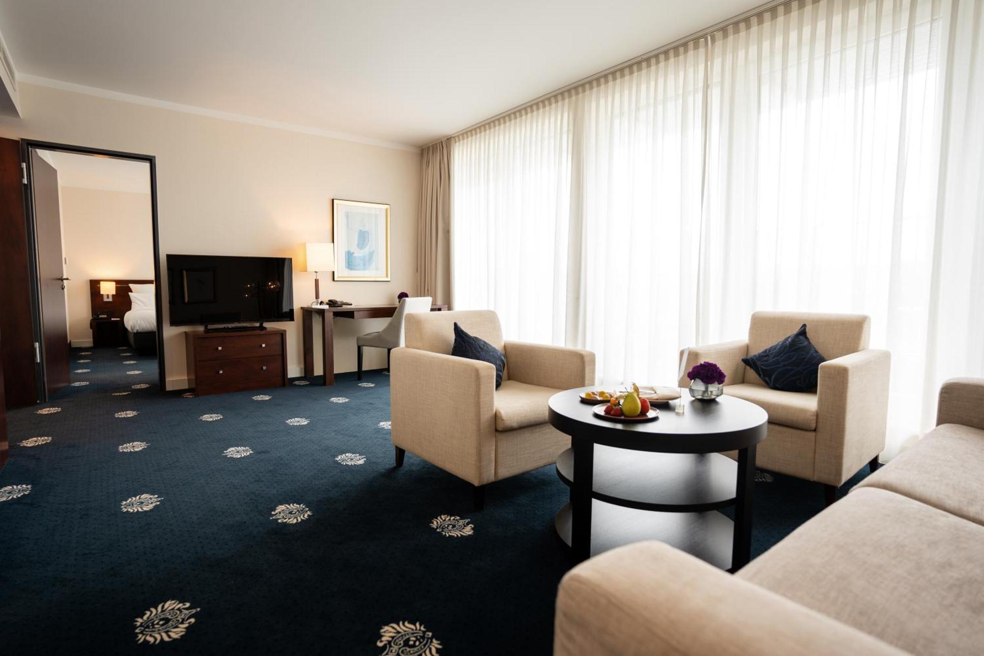 Hotel Vier Jahreszeiten Στάρνμπεργκ Εξωτερικό φωτογραφία