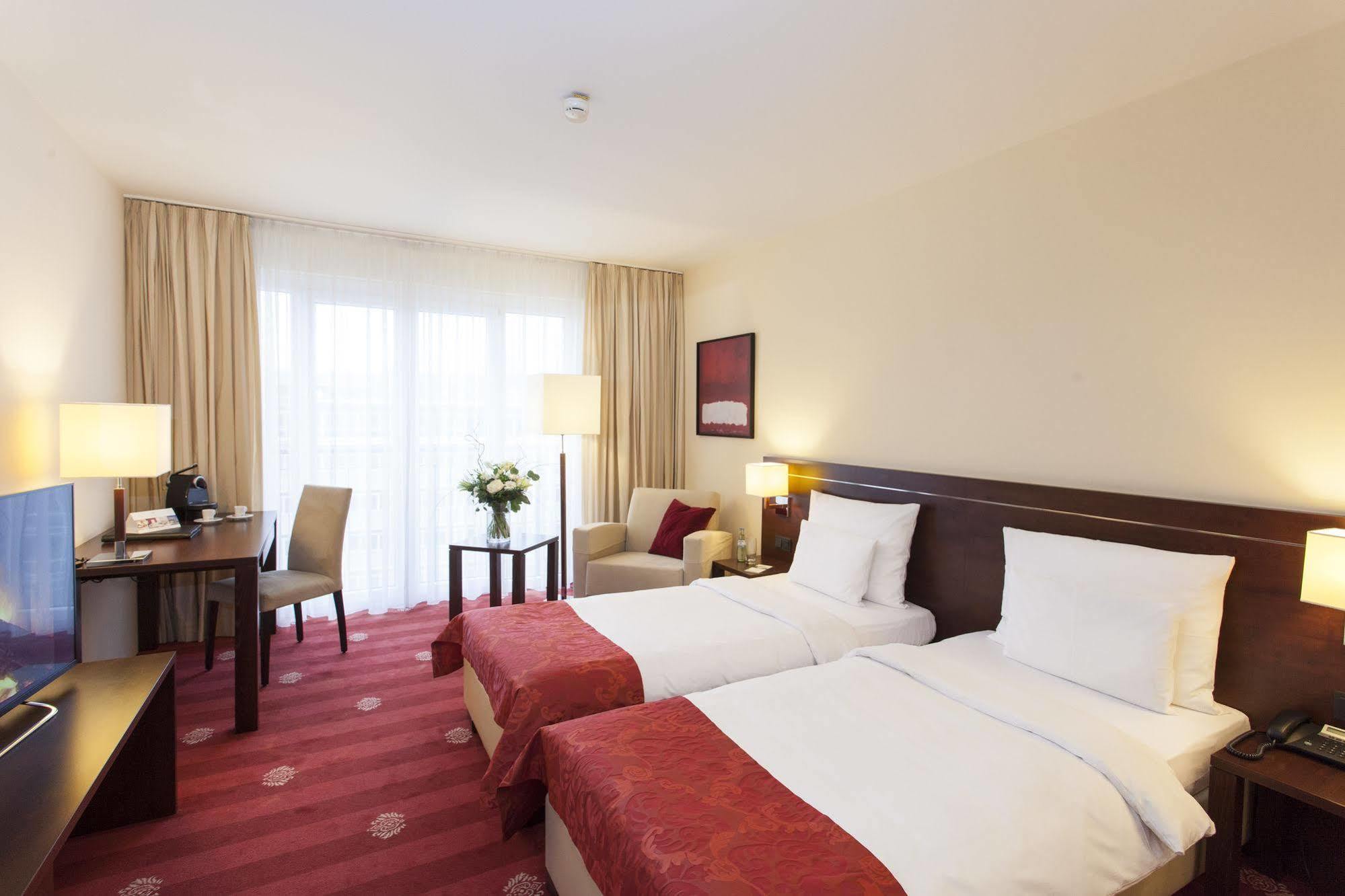 Hotel Vier Jahreszeiten Στάρνμπεργκ Εξωτερικό φωτογραφία