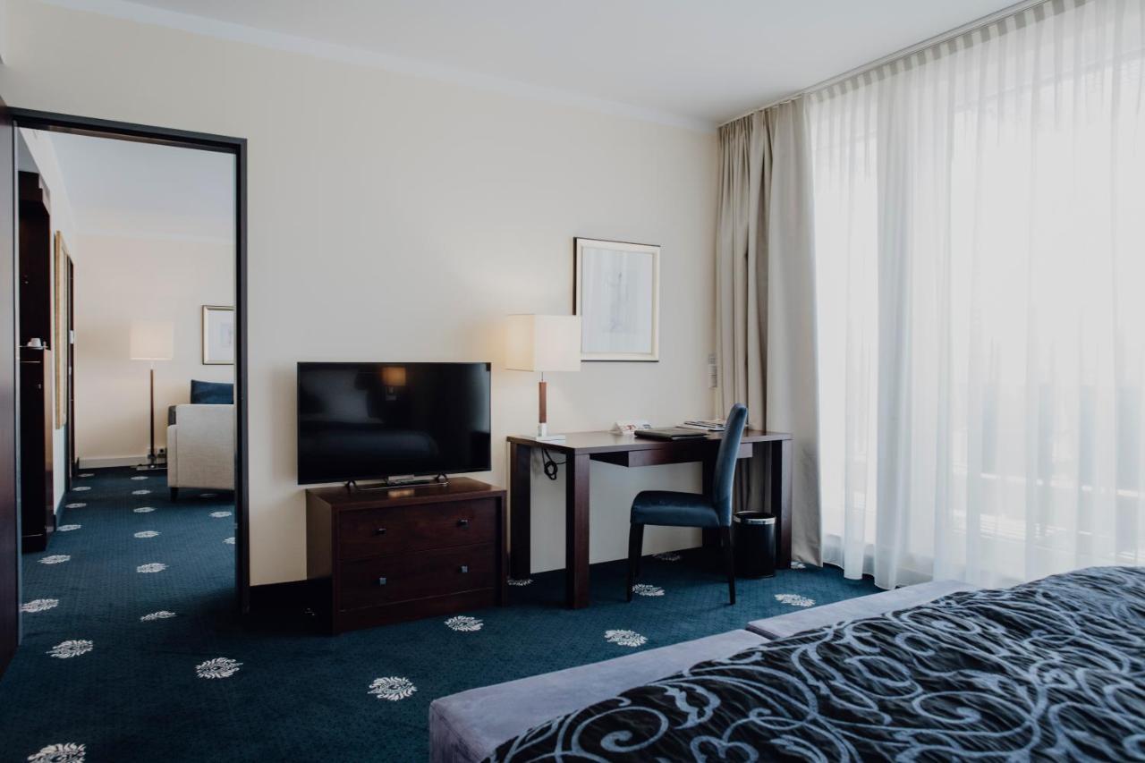 Hotel Vier Jahreszeiten Στάρνμπεργκ Εξωτερικό φωτογραφία